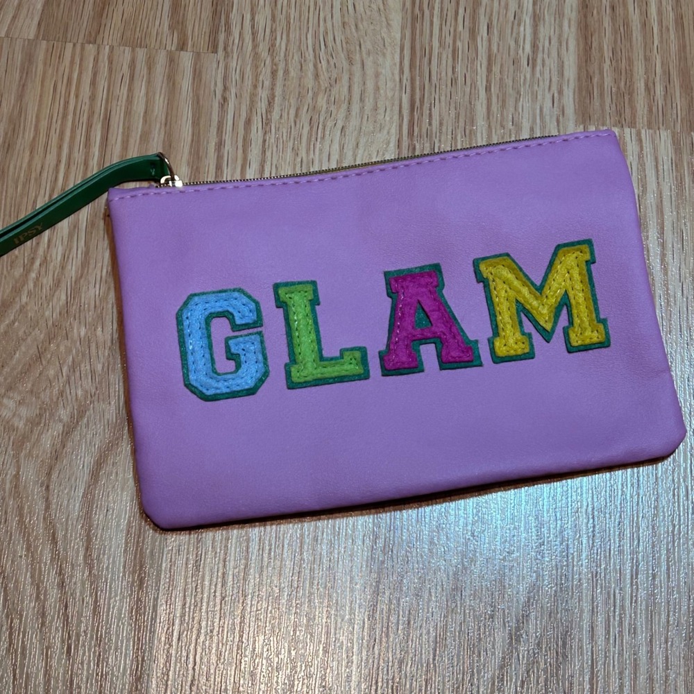 IPSY Glam Bag Makeup Cosmetic Pouch Travel Bag Clutch‎